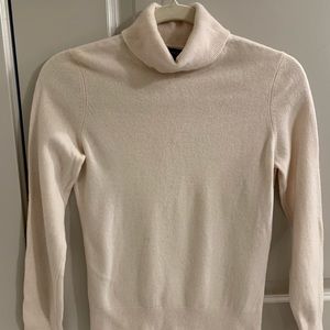Women’s Lands End turtle neck sweater